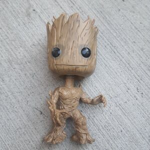 FUNKO POP GUARDIANS OF THE GALAXY BOBBLEHEAD #49 GROOT NO BOX